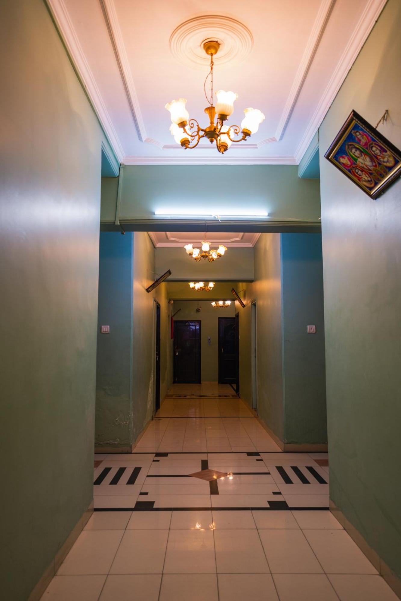 Hotel Girdhar Mahal Indore Zewnętrze zdjęcie