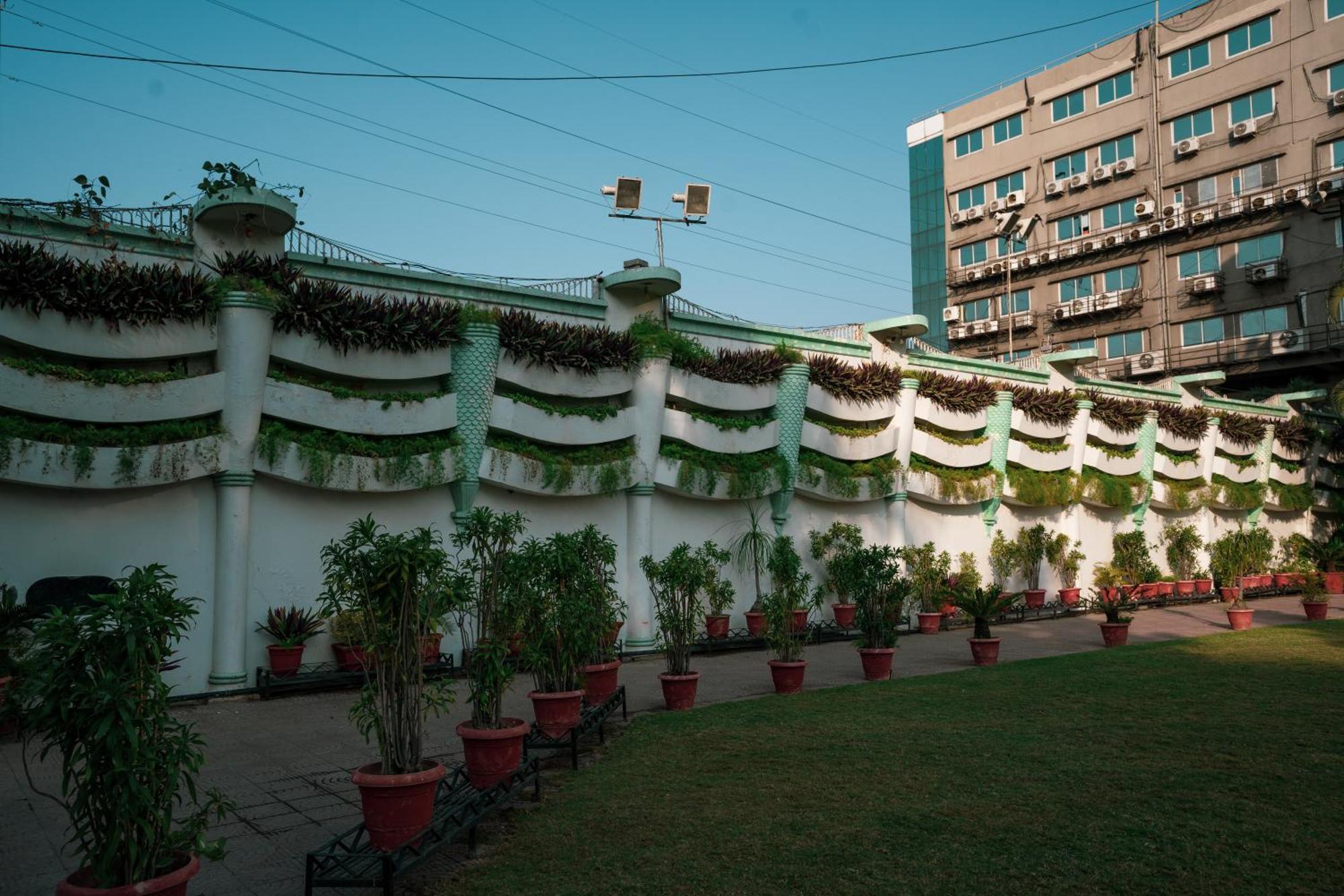 Hotel Girdhar Mahal Indore Zewnętrze zdjęcie