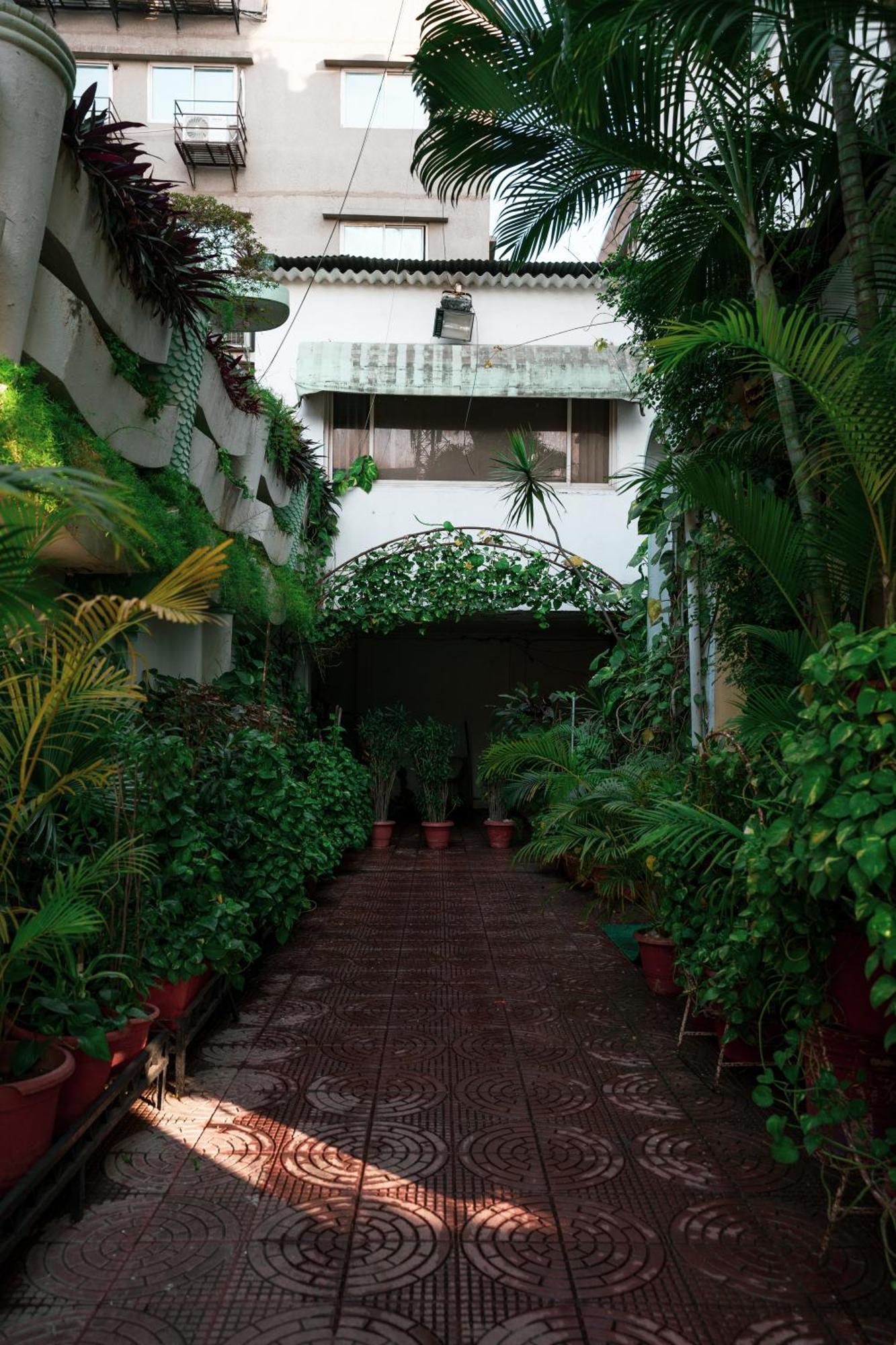 Hotel Girdhar Mahal Indore Zewnętrze zdjęcie